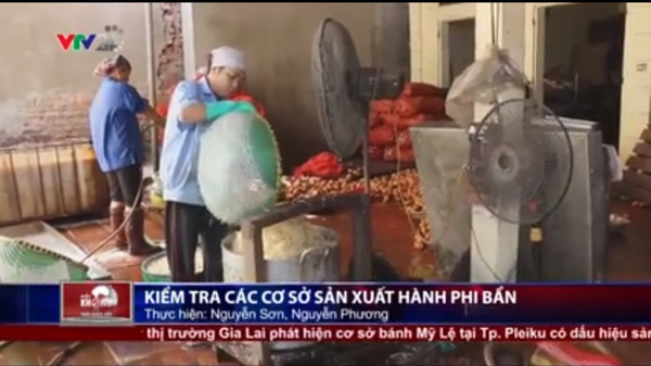 Kinh hoàng chế biến hành khô từ khoai tây thối