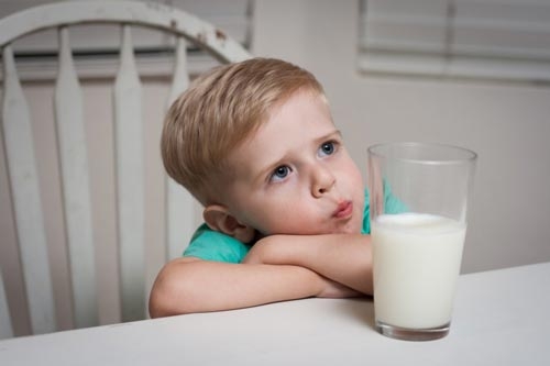 Chuyên gia dinh dưỡng tránh uống sữa