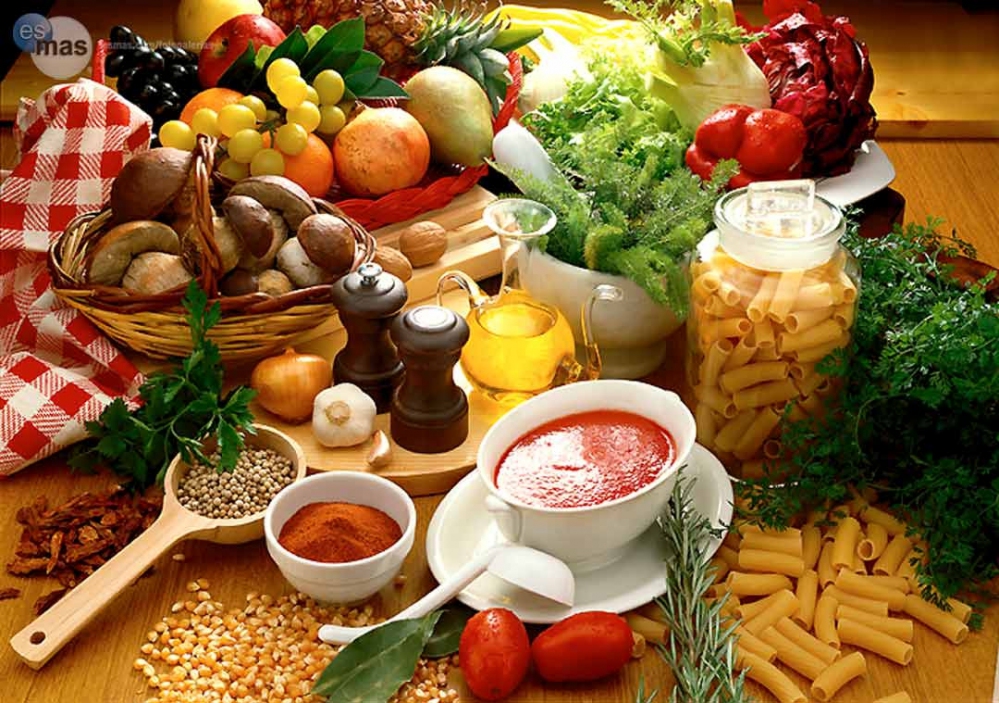 Mẹo bảo quản thức ăn thừa ngày Tết