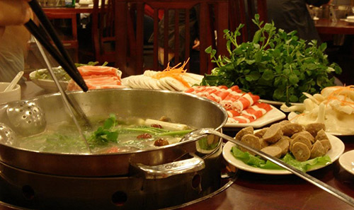 Những điều mẹ bầu nên tránh khi ăn lẩu