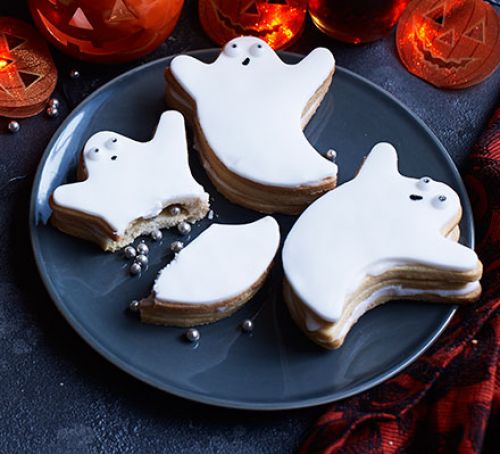 Món ngon Halloween: Công thức làm bánh pinata độc đáo