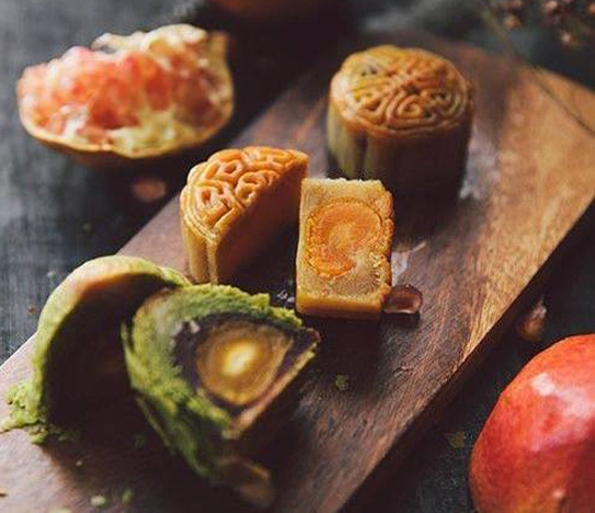 Ăn 1 bánh trung thu bằng nhịn 2 bát cơm hoặc 2 bát phở bò