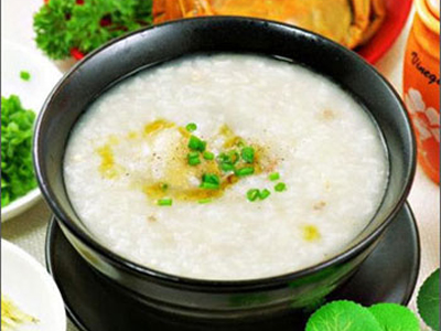Ngoài 1 tuổi mới cho mắm vào cháo
