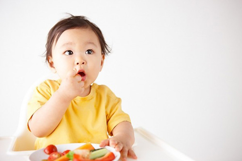 Chế độ dinh dưỡng cho trẻ sơ sinh mẹ cần phải biết