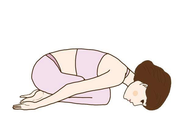 5 động tác yoga cực đơn giản giúp mông nở chân thon